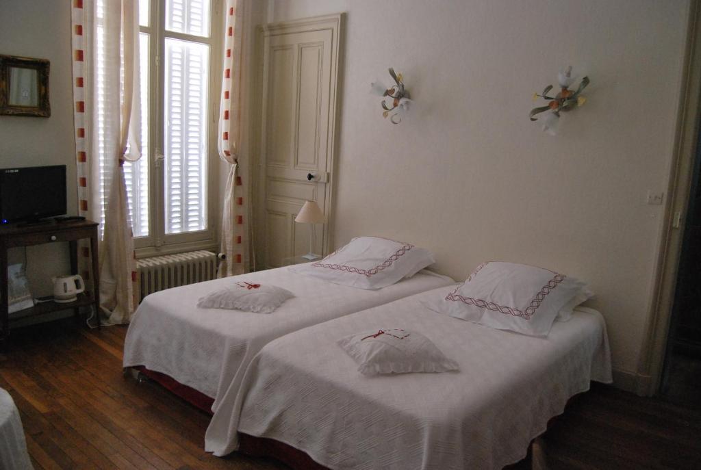 Chambre D'Hotes L'Ambroise Troyes Værelse billede