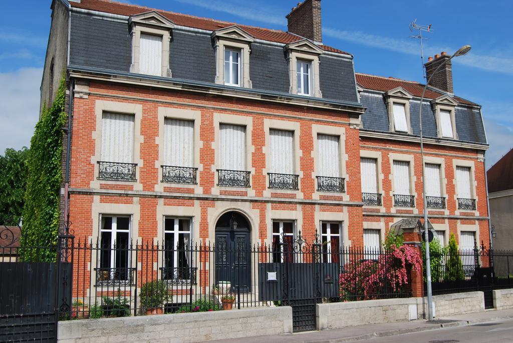 Chambre D'Hotes L'Ambroise Troyes Eksteriør billede