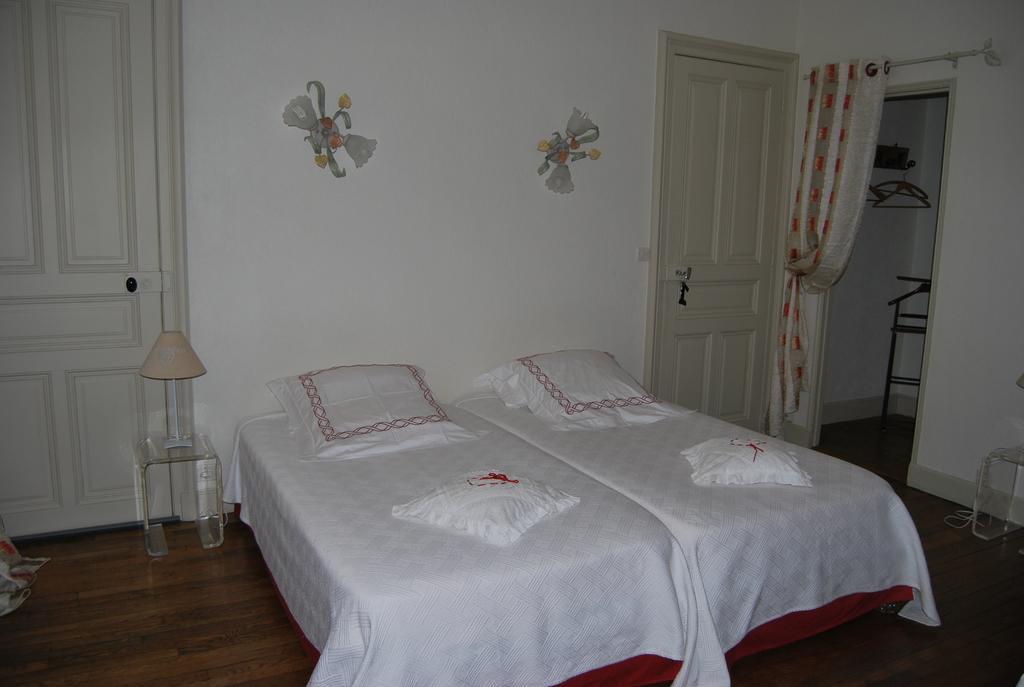Chambre D'Hotes L'Ambroise Troyes Værelse billede